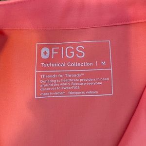 FIGS oversized scrub top, size Medium.